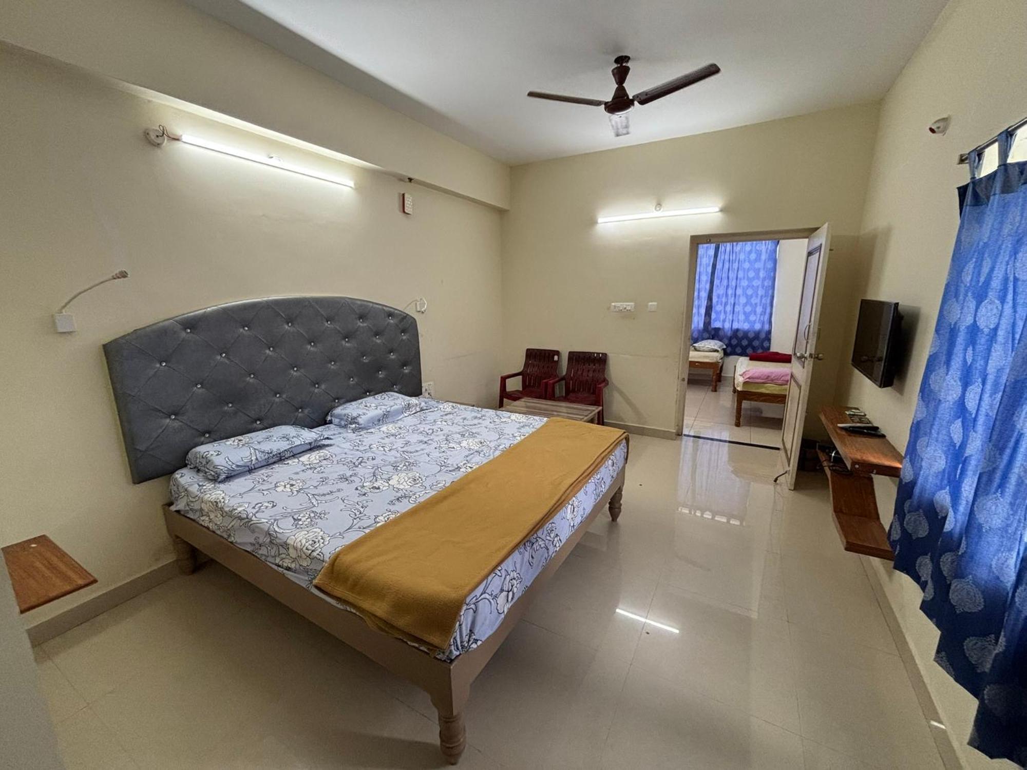 Srinivasa Hotel 티루파티 외부 사진