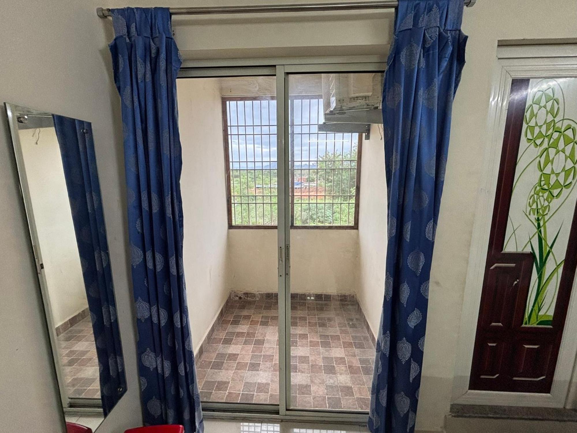 Srinivasa Hotel 티루파티 외부 사진